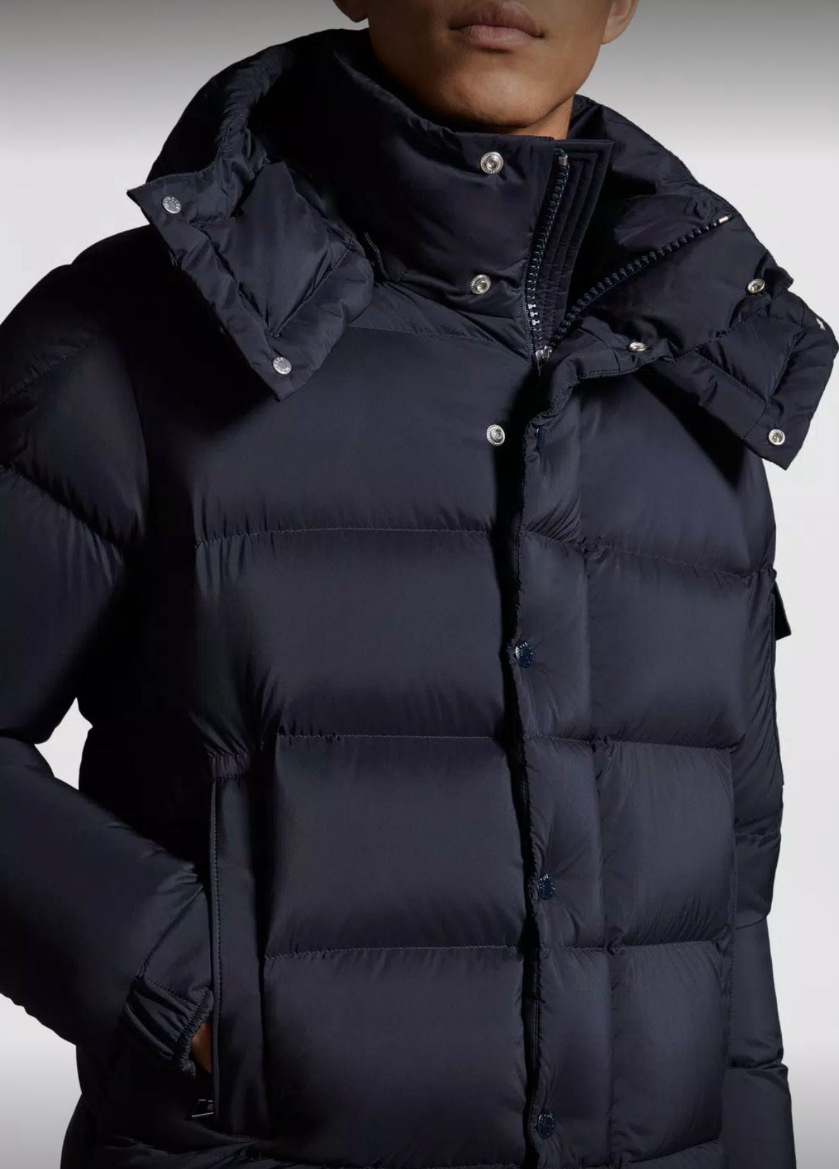 Moncler Vezere Short Down Jacket Dark Blue