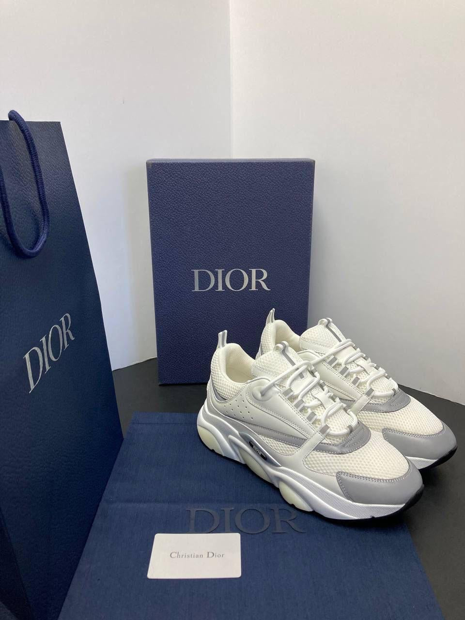 Dior b22 White