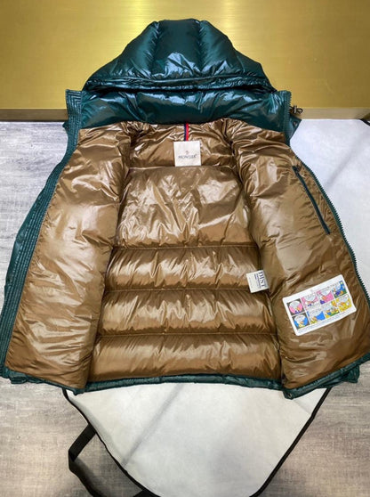 Moncler Maya Short Down Jacket Green + NFC Scan